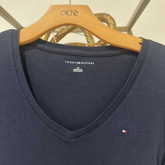 Navy V-neck T-shirt - Picture 6 of 7